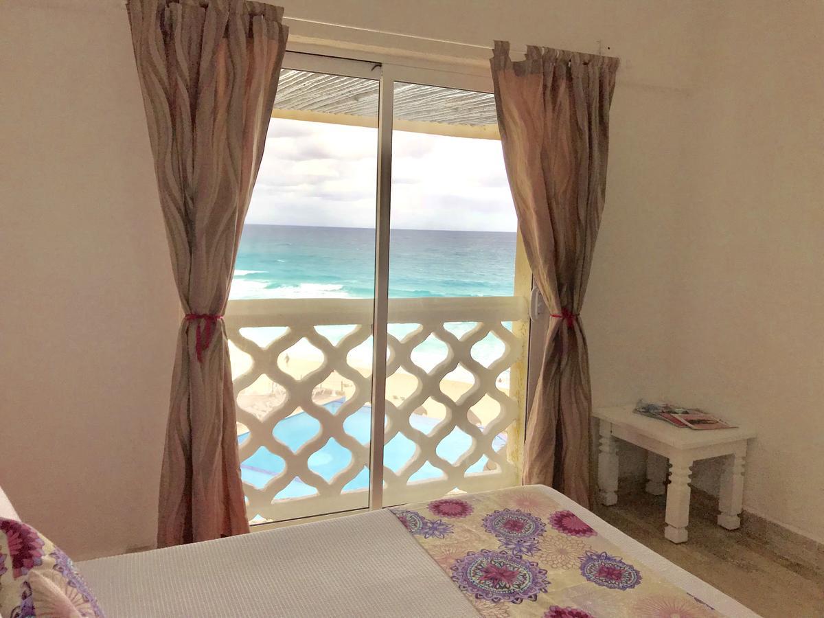 Ocean View Apartment Канкун Екстериор снимка