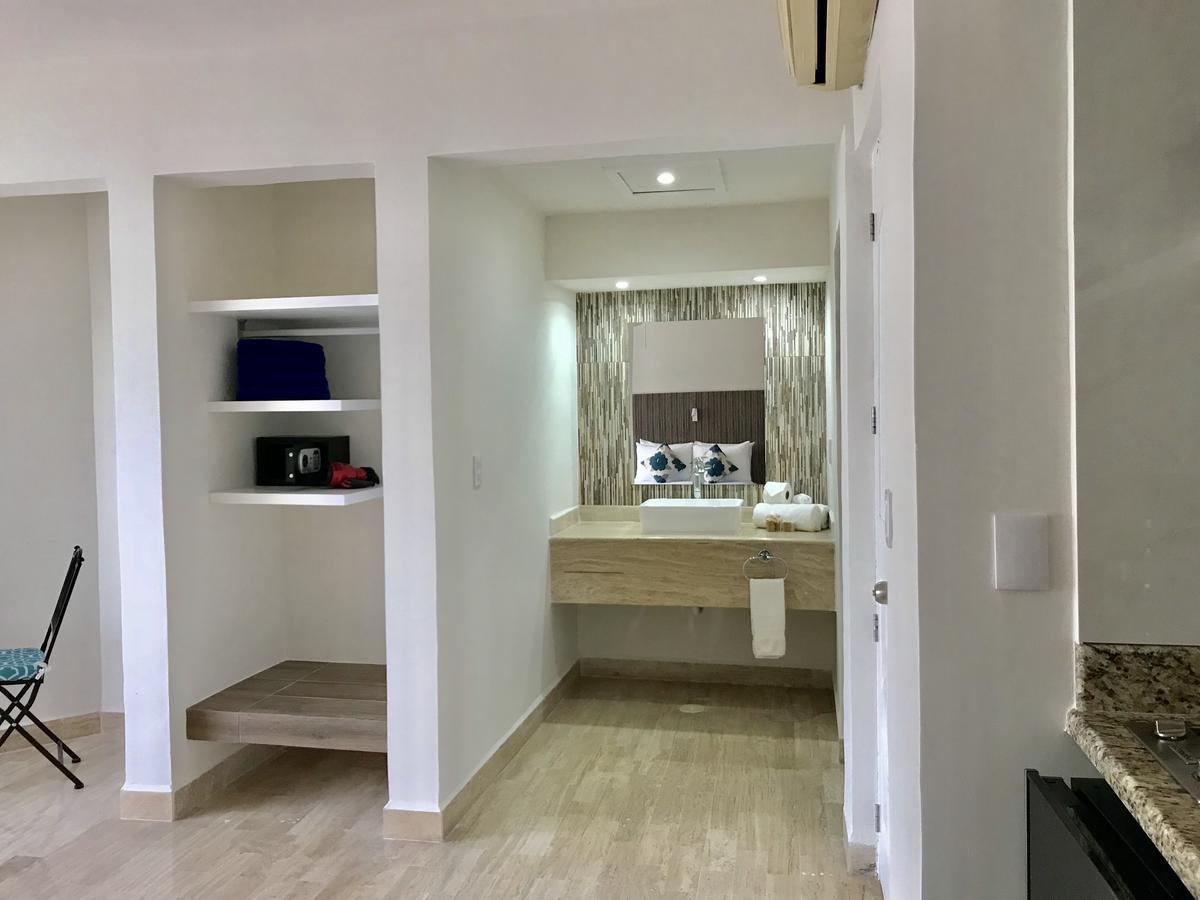 Ocean View Apartment Канкун Екстериор снимка