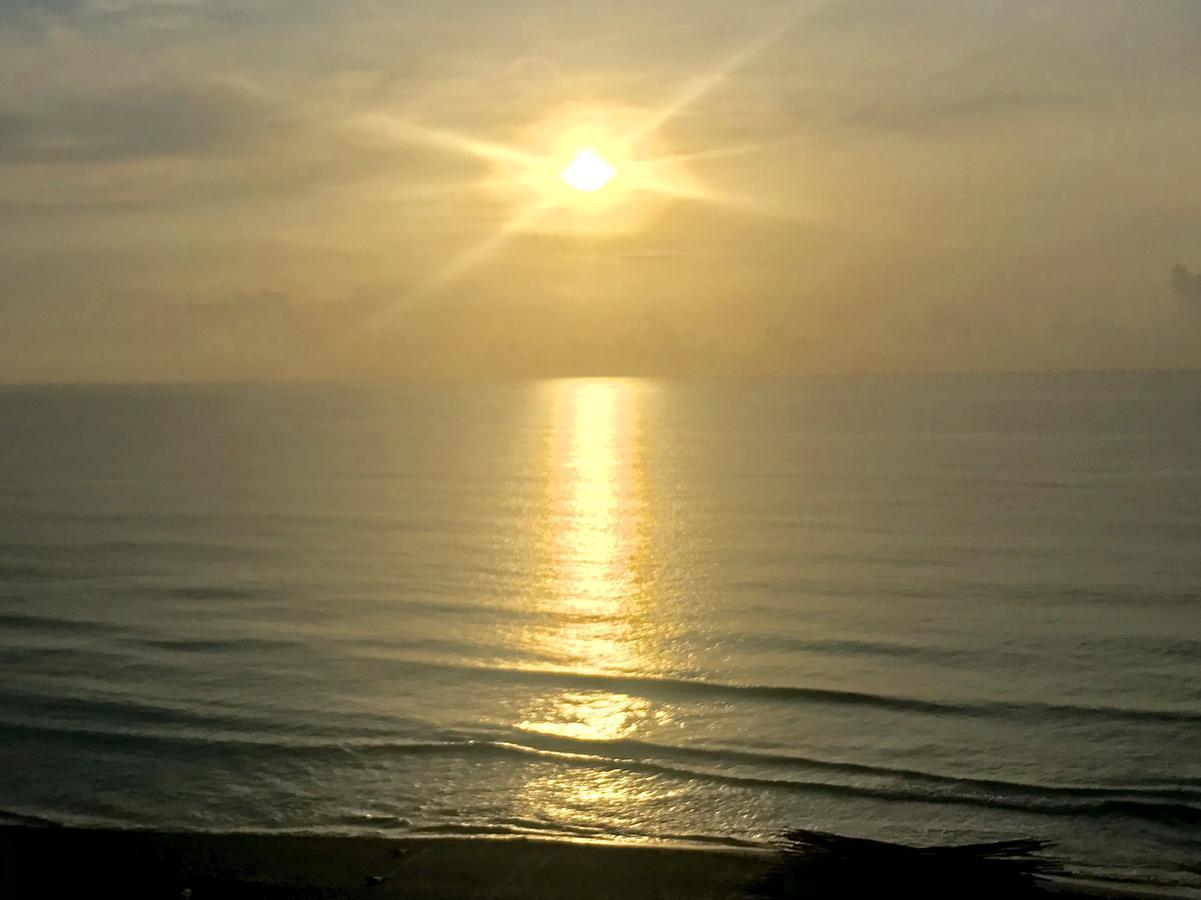 Ocean View Apartment Канкун Екстериор снимка
